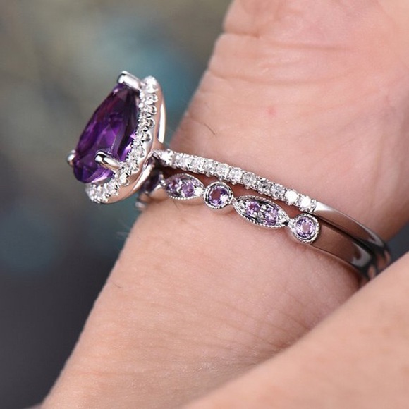 Purple Tear Drop Ring Set - Picture 4 of 7